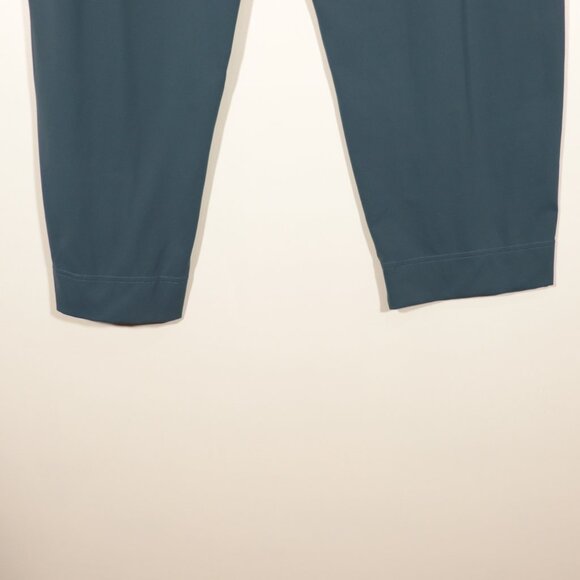 NWOT Lululemon Tapered MidLeg Mid-Rise Pant 7/8 Length *Luxtreme Iron Blue Sz XL - Picture 7 of 12